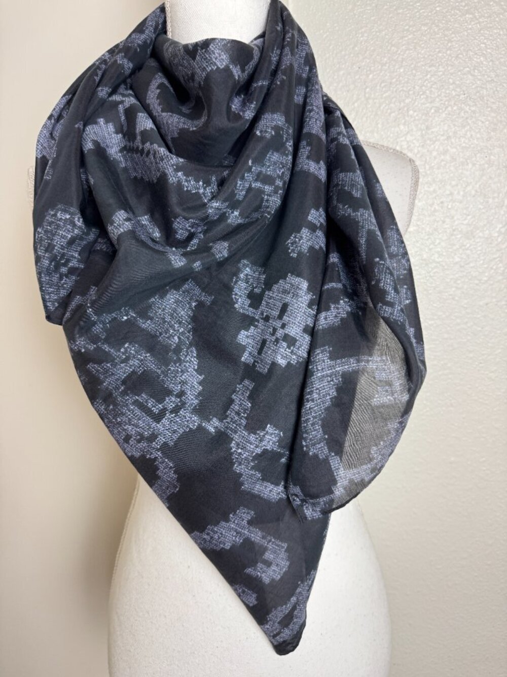Rag & Bone Ultra Lightweight Soft  Scarf Cotton & Silk 47" x 47"